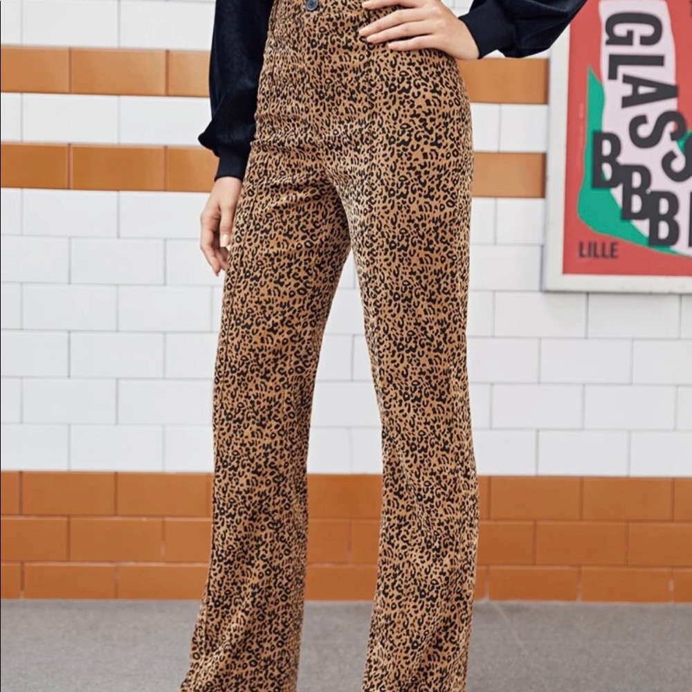 Cute leopard jeans